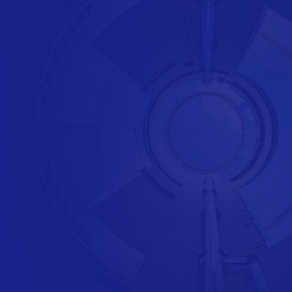 Un fond bleu avec une forme circulaire pour une utilisation Web ou numérique.