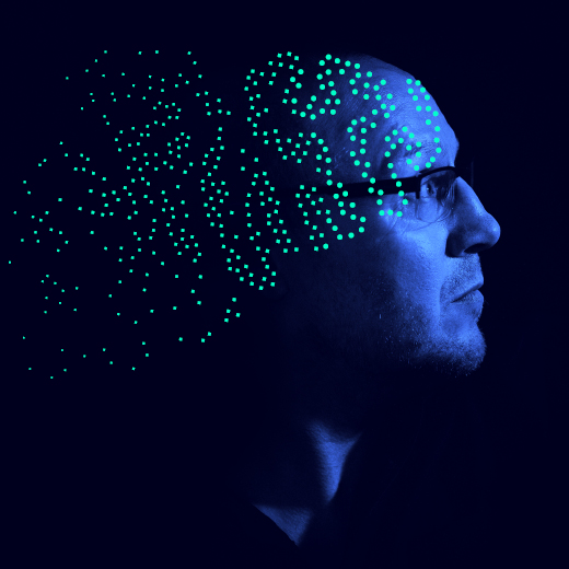 Identité visuelle : Stratégie de marque photo homme lunette - HypnoVR